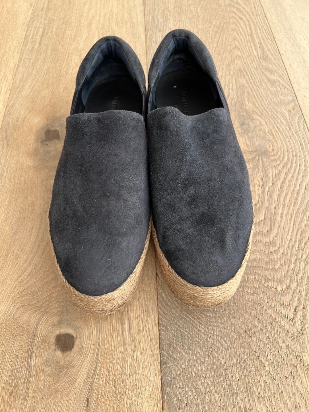 030 🇨🇦 Vince Slip-on Espadrille Loafers, Size 8.5